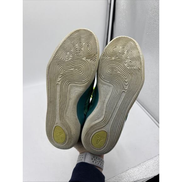 Size 7 (GS) - Nike Kobe 9 EM Low Easter - Picture 7 of 8